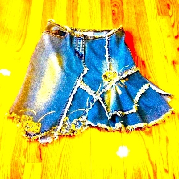 West Designer New Asymmetric Skirt | So unique and One of a Kind!🤩​ - Picture 1 of 8